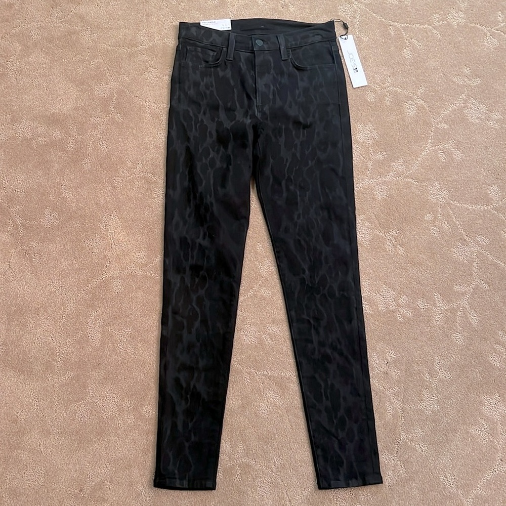 NWT Joe’s The Charlie High Rise Skinny Ankle Panther Print Jeans, Sz 25